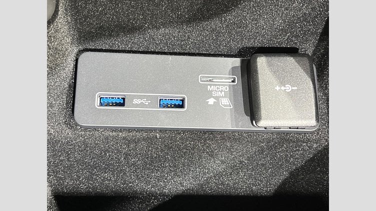 2020 認定中古車 Land Rover Discovery Sport Byron Blue ４WD S　180PS