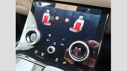 Range Rover Velar 38