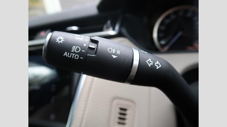 2023 認定中古車 Land Rover Range Rover Velar Fuji White ガソリン Ｒ ダイナミック ＳＥ Ｐ２５０ コイルサスペンション装着