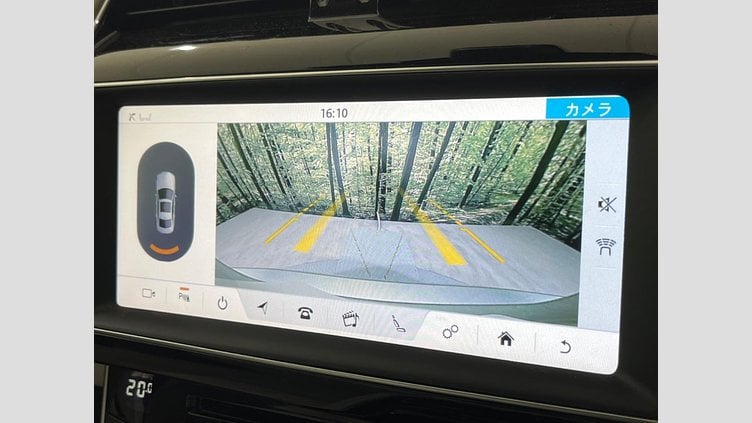 2019 認定中古車 Jaguar XE Indus Silver 204DT　４WD プレステージ