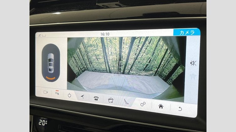 2019 認定中古車 Jaguar XE Indus Silver 204DT　４WD プレステージ