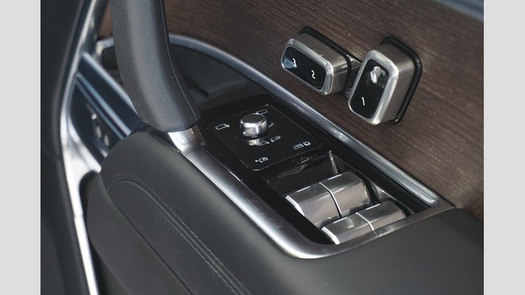 2024 認定中古車 Land Rover Range Rover リグリアンブラック - サテンフィニッシュ AWD HSE