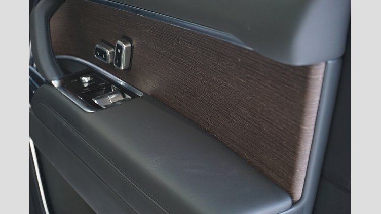 2024 認定中古車 Land Rover Range Rover リグリアンブラック - サテンフィニッシュ AWD HSE