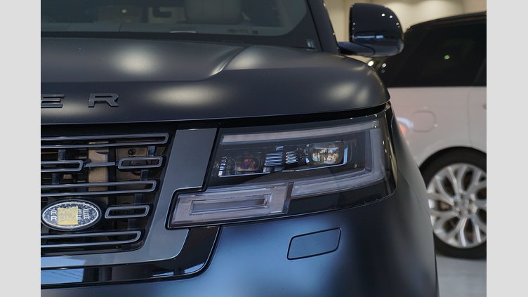 2024 認定中古車 Land Rover Range Rover リグリアンブラック - サテンフィニッシュ AWD HSE