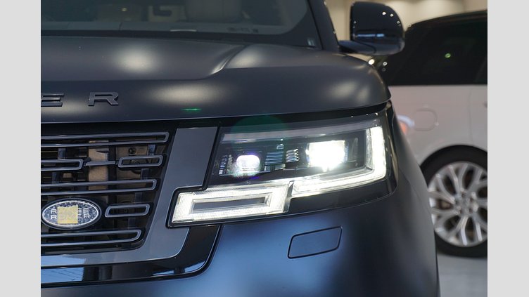 2024 認定中古車 Land Rover Range Rover リグリアンブラック - サテンフィニッシュ AWD HSE