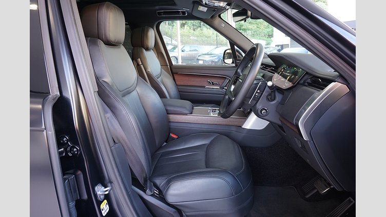 2024 認定中古車 Land Rover Range Rover リグリアンブラック - サテンフィニッシュ AWD HSE