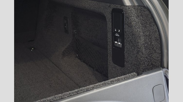 2024 認定中古車 Land Rover Range Rover リグリアンブラック - サテンフィニッシュ AWD HSE