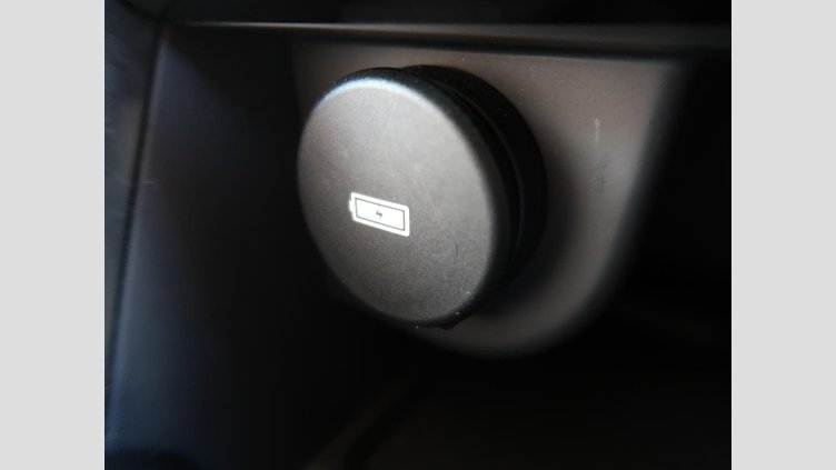 2021 認定中古車 Land Rover Discovery Sport Eiger Grey ディーゼル Ｄ１８０Ｓ