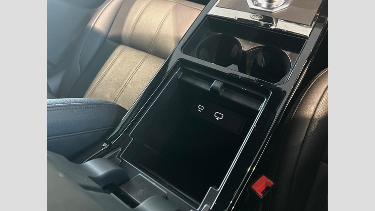 2023 認定中古車 Land Rover Range Rover Evoque Santorini Black D200 R-Dynamic SE