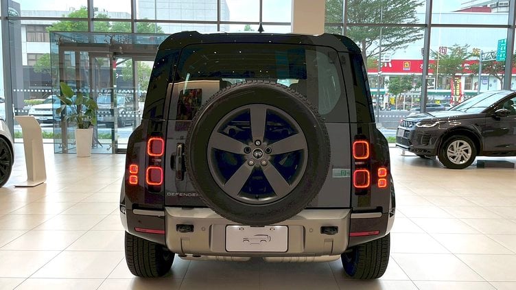 2025 新車 Land Rover Defender 110 Carpathian Grey D300 X-DYNAMIC HSE