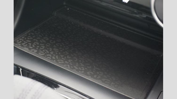 2022 認定中古車 Jaguar E-Pace ブルーファイﾔｰブルー P250 AWD（オートマチック） R-DYNAMIC SE