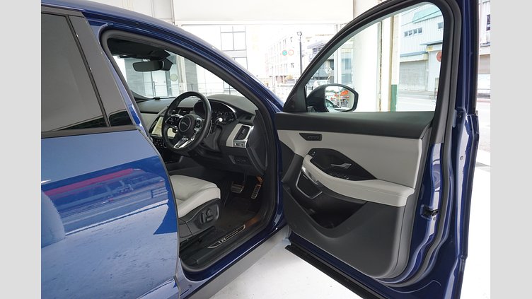 2022 認定中古車 Jaguar E-Pace ブルーファイﾔｰブルー P250 AWD（オートマチック） R-DYNAMIC SE