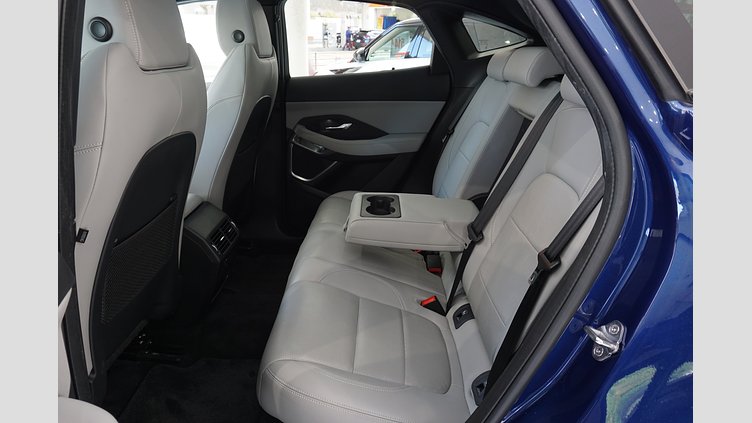 2022 認定中古車 Jaguar E-Pace ブルーファイﾔｰブルー P250 AWD（オートマチック） R-DYNAMIC SE