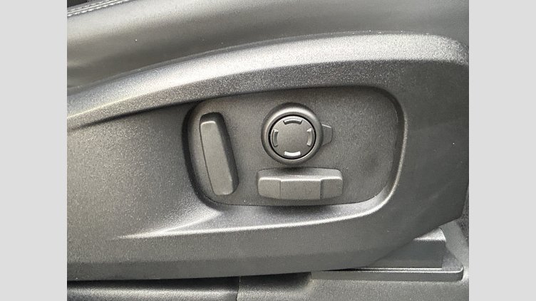 2023 認定中古車 Land Rover Defender 110 グラスミアグリーン D300 AWD（AT） 75TH LIMITED EDITION