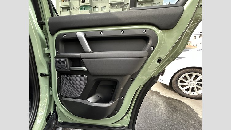 2023 認定中古車 Land Rover Defender 110 グラスミアグリーン D300 AWD（AT） 75TH LIMITED EDITION