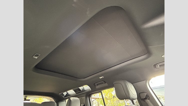 2023 認定中古車 Land Rover Defender 110 グラスミアグリーン D300 AWD（AT） 75TH LIMITED EDITION