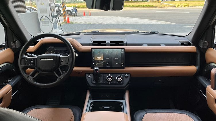 2023 認證中古車 Land Rover Defender 110 (1DJ) 盤古大陸綠 Pangea Green D300 AWD AUTOMATIC MHEV X-DYNAMIC HSE