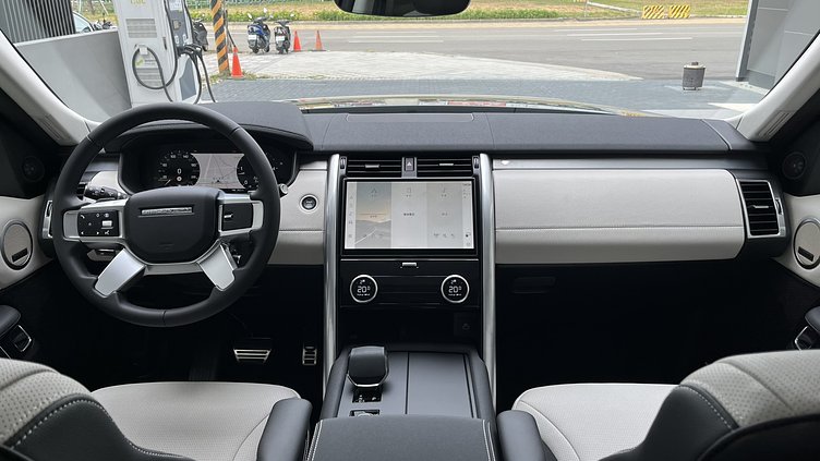 2024 認證中古車 Land Rover Discovery Varesine Blue 瓦雷澤藍 D250 柴油輕油電混合 Dynamic SE