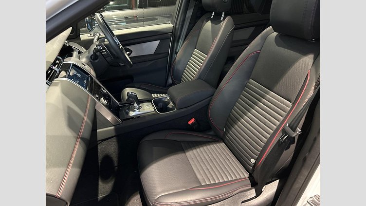 2022 認定中古車 Land Rover Discovery Sport Fuji White P250 R-Dynamic S