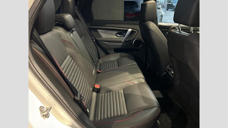 2022 認定中古車 Land Rover Discovery Sport Fuji White P250 R-Dynamic S