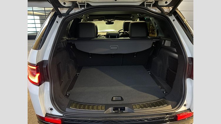 2022 認定中古車 Land Rover Discovery Sport Fuji White P250 R-Dynamic S