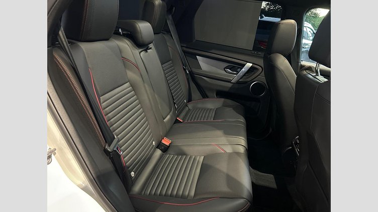 2022 認定中古車 Land Rover Discovery Sport Fuji White P250 R-Dynamic S