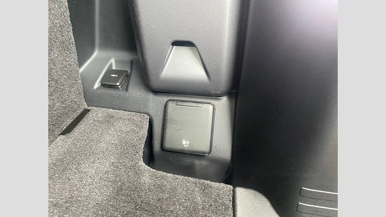 2024 認定中古車 Land Rover Defender 130 Santorini Black オートマチック X 　D350