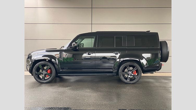 2024 認定中古車 Land Rover Defender 130 Santorini Black オートマチック X 　D350