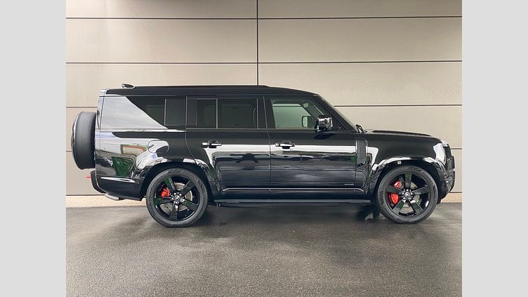 2024 認定中古車 Land Rover Defender 130 Santorini Black オートマチック X 　D350