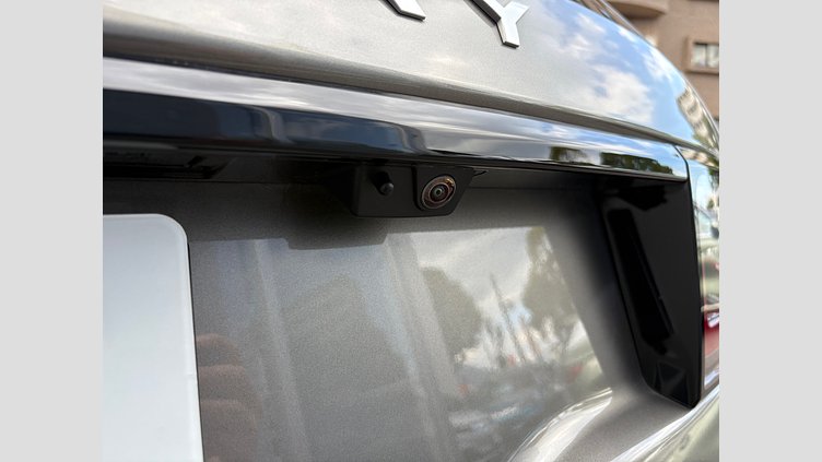 2024 認定中古車 Land Rover Discovery Sport シリコンシルバー D200マイルドハイブリッド（ディーゼル） S 