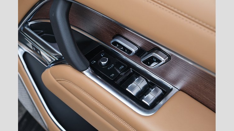 2024 Approved Land Rover Range Rover Santorini Black P550e Autobiograph