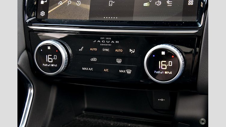 2024 Approved Jaguar E-Pace Eiger Grey P250 PETROL P250 R-DYNAMIC SE