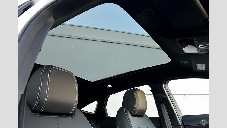 2024 Approved Jaguar E-Pace Fuji White P250 PETROL P250 R-DYNAMIC SE