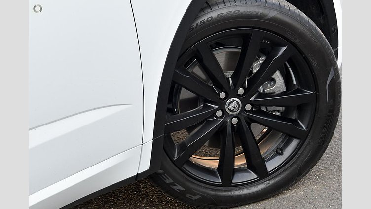 2024 Approved Jaguar E-Pace Fuji White P250 PETROL P250 R-DYNAMIC SE