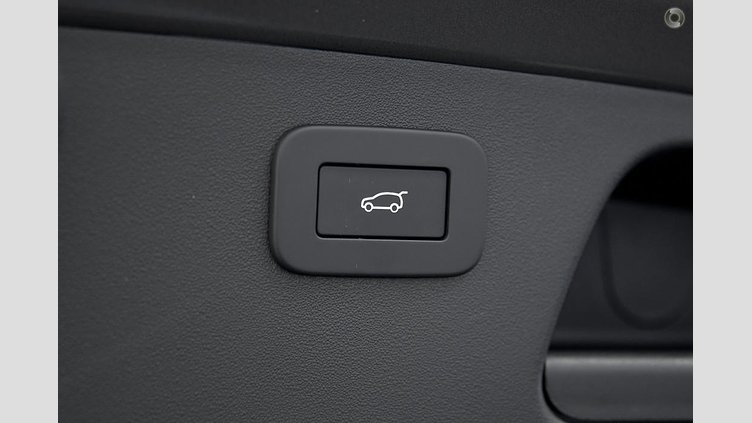 2024 Approved Jaguar E-Pace Eiger Grey P250 PETROL P250 R-DYNAMIC SE