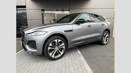 F-Pace 9