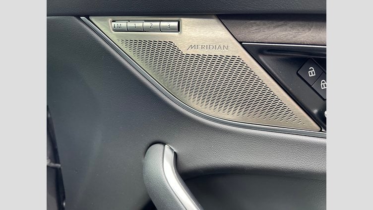 2022 認定中古車 Jaguar F-Pace Grey 4WD D200 R-Dynamic SE