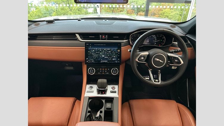 2022 認定中古車 Jaguar F-Pace Fuji White AWD R-DynamicSE Bluck