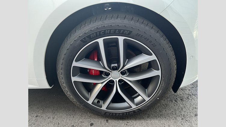 2024 認定中古車 Land Rover Range Rover Sport Fuji White 4WD D300 HSE