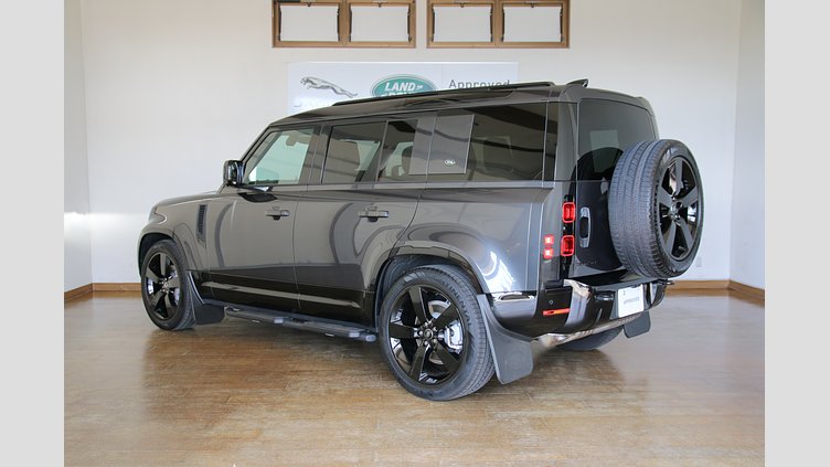 2024 認定中古車 Land Rover Defender 110 カルパチアングレイ D300 AWD（オートマチック） X-DYNAMIC HSE