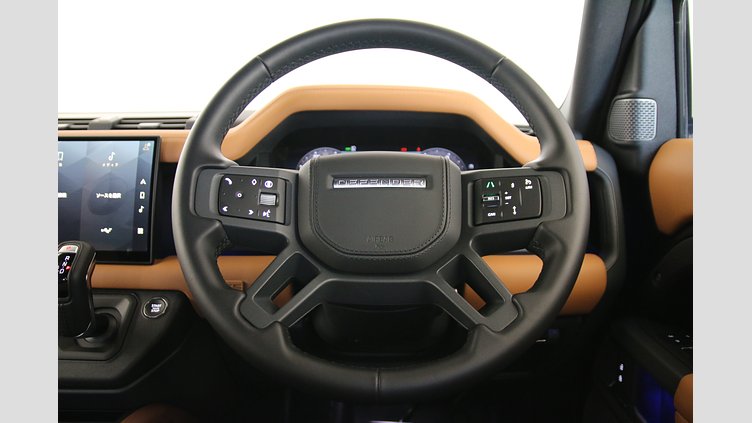 2024 認定中古車 Land Rover Defender 110 カルパチアングレイ D300 AWD（オートマチック） X-DYNAMIC HSE