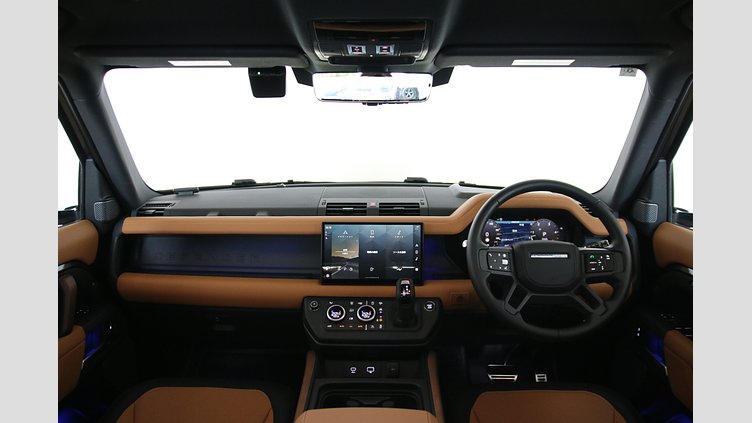 2024 認定中古車 Land Rover Defender 110 カルパチアングレイ D300 AWD（オートマチック） X-DYNAMIC HSE