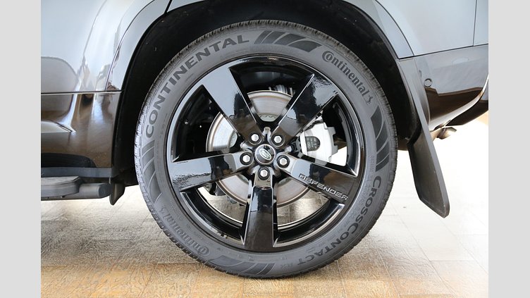 2024 認定中古車 Land Rover Defender 110 カルパチアングレイ D300 AWD（オートマチック） X-DYNAMIC HSE