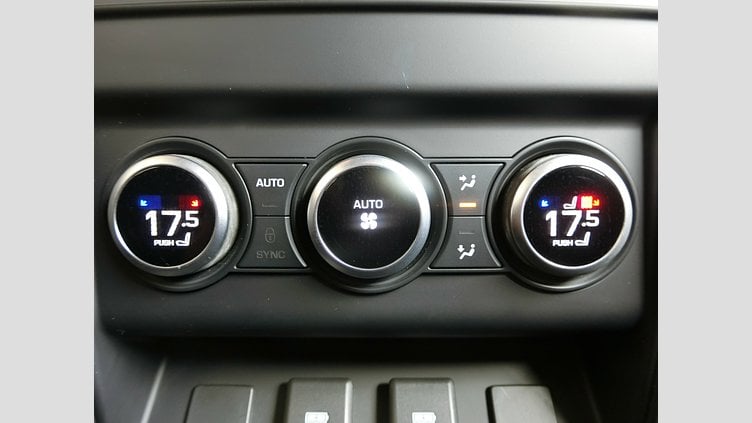 2023 認定中古車 Land Rover Defender 110 Carpathian Grey L663 5.0P AJ133G2 SC AWD 5DR SWB XV8 525PS V8