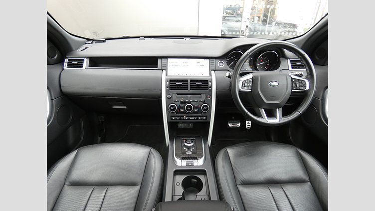 2019 認定中古車 Land Rover Discovery Sport Yulong White P240
 HSE
