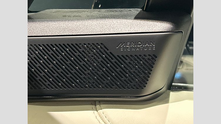 2024 認定中古車 Land Rover Range Rover Hakuba Silver D300 AWD Autobiography