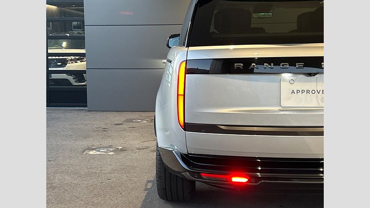 2024 認定中古車 Land Rover Range Rover Hakuba Silver D300 AWD Autobiography