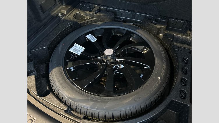 2024 認定中古車 Land Rover Range Rover Hakuba Silver D300 AWD Autobiography