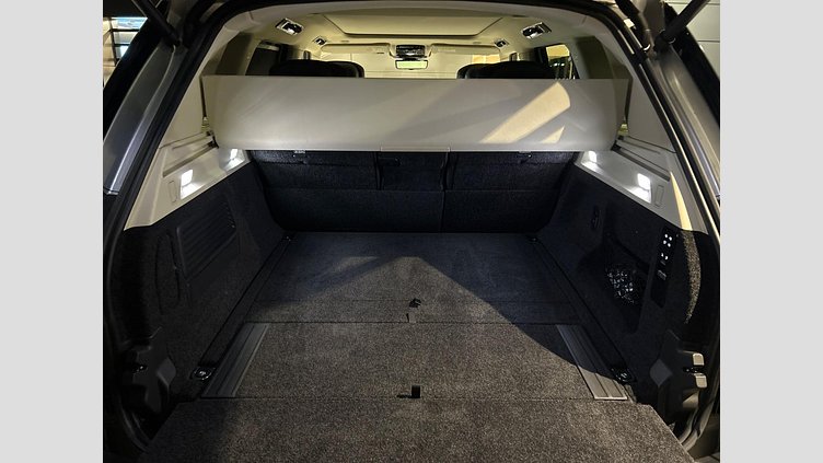 2024 認定中古車 Land Rover Range Rover Hakuba Silver D300 AWD Autobiography