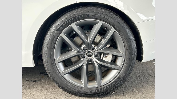 2024 認定中古車 Land Rover Range Rover Sport Fuji White D300 AWD Dynamic HSE